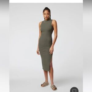 Vuori Pose Sands Dress
